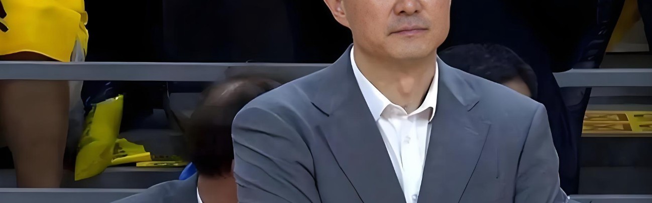 世界杯比赛在线观看平台-温馨！杜锋亲自给19岁小将开小灶，希望他给徐杰分担压力